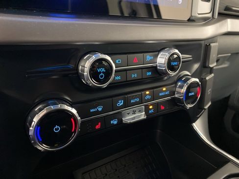 Used 2025 Ford F150 XLT w/ Equipment Group 302A MID image 21