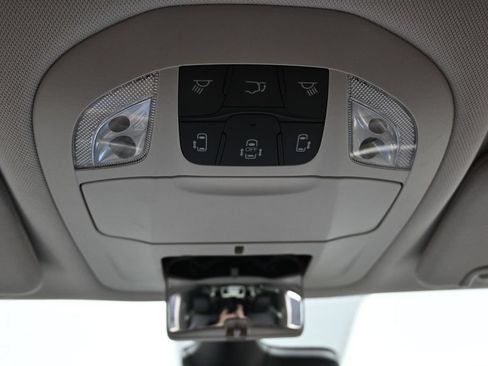 Used 2024 Chrysler Pacifica Touring-L FWD image 41