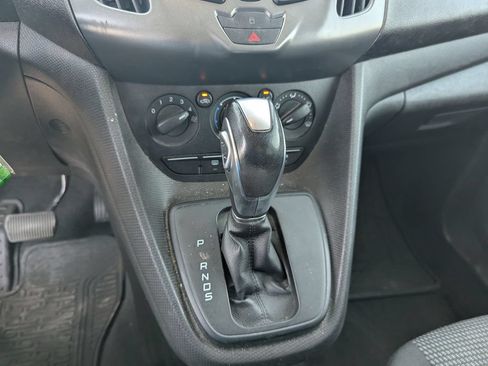 Used 2018 Ford Transit Connect XL FWD image 16