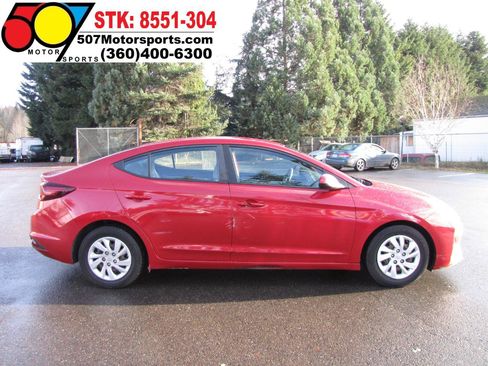 Used 2020 Hyundai Elantra SE FWD image 10