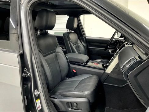Used 2019 Land Rover Discovery HSE AWD/4WD image 13