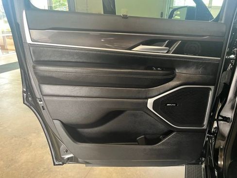 Used 2023 Jeep Wagoneer 4WD w/ Convenience Group I image 20