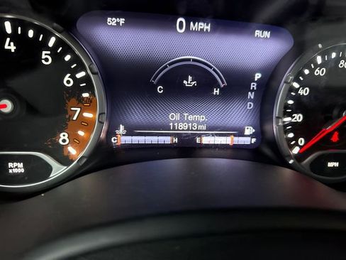 Used 2016 Jeep Renegade Trailhawk w/ Premium Trailhawk Package image 21