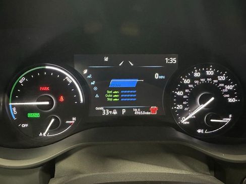 Used 2025 Toyota Sienna LE image 23