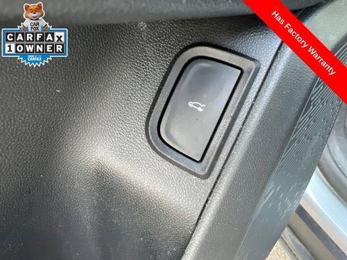 Used 2025 Chevrolet Equinox LT w/ Convenience Package II FWD image 11