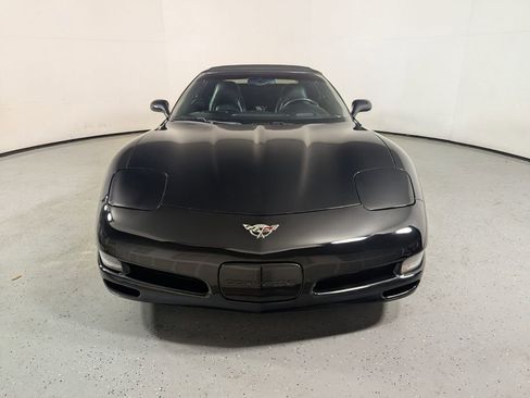 Used 2003 Chevrolet Corvette Convertible w/ Preferred Equipment Group1 image 2