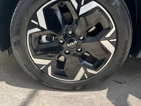 Used 2023 Kia Niro Wind FWD image 24