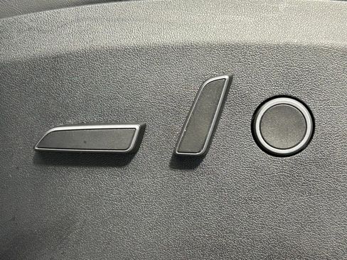 Used 2023 Tesla Model Y Long Range image 26