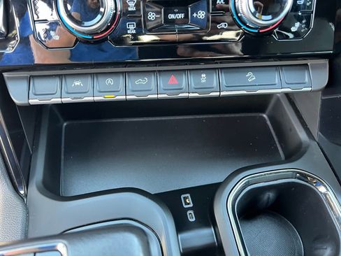 Used 2022 GMC Sierra 1500 AT4 AWD/4WD image 37