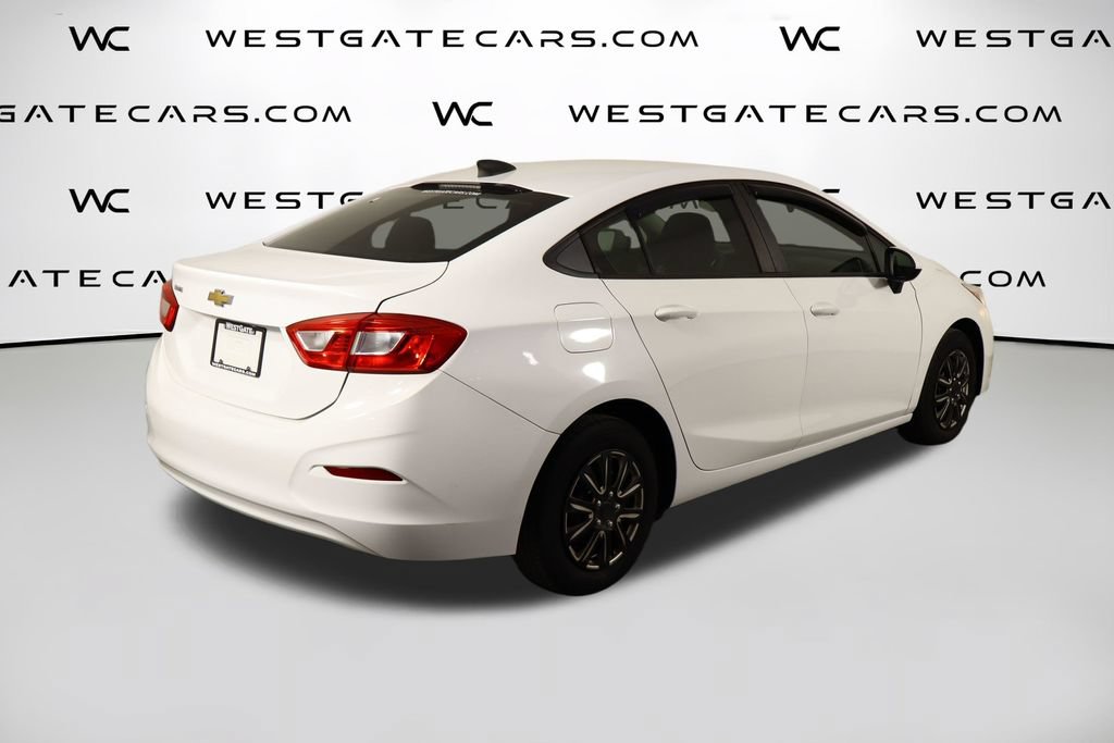 Used 2017 Chevrolet Cruze LS FWD image 39