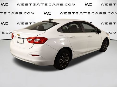 Used 2017 Chevrolet Cruze LS FWD image 39