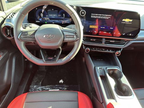 New 2026 Chevrolet Equinox EV RS image 8