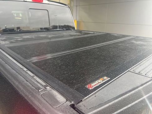 Used 2018 Ford F150 Lariat w/ Equipment Group 502A Luxury image 4