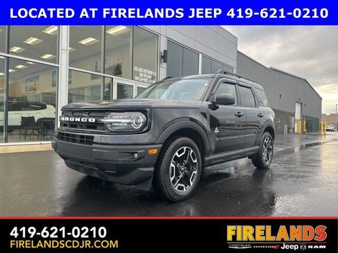 Used 2023 Ford Bronco Sport Outer Banks image 3