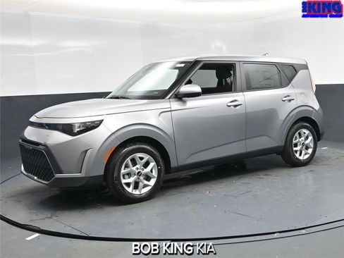 New 2025 Kia Soul LX image 2