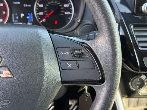 Used 2022 Mitsubishi Eclipse Cross LE AWD/4WD image 21