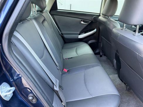 Used 2015 Toyota Prius Five w/ Advanced Technology Package FWD image 40