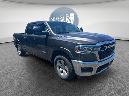 Used 2025 RAM 1500 Big Horn AWD/4WD image 1