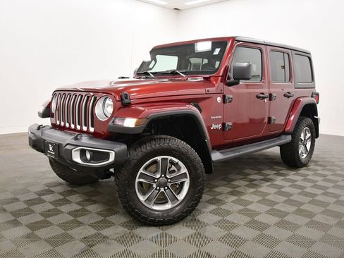 Used 2021 Jeep Wrangler Unlimited Sahara w/ Dual Top Group AWD/4WD image 2