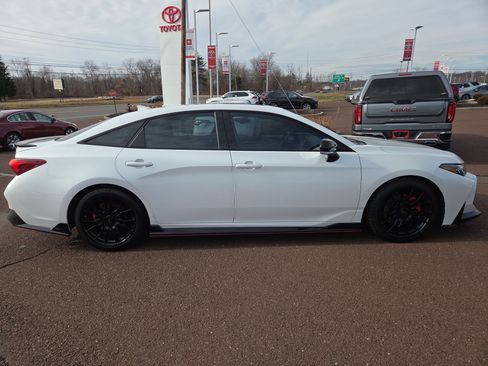 Certified 2020 Toyota Avalon TRD image 2