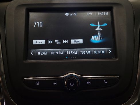 Used 2018 Chevrolet Equinox LT AWD/4WD image 25