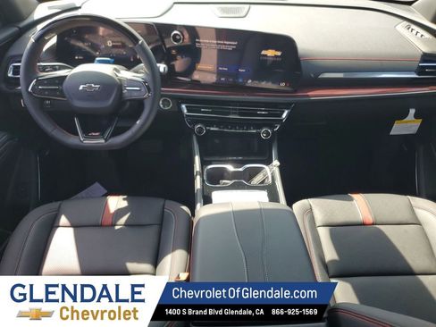 New 2026 Chevrolet Traverse RS w/ LPO, Floor Liner Package FWD image 22