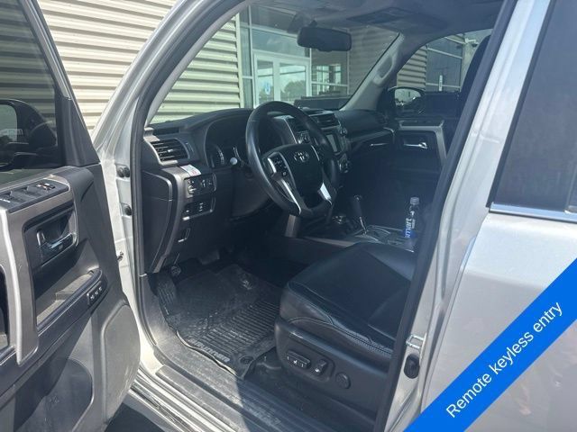 Used 2018 Toyota 4Runner Limited AWD/4WD image 11