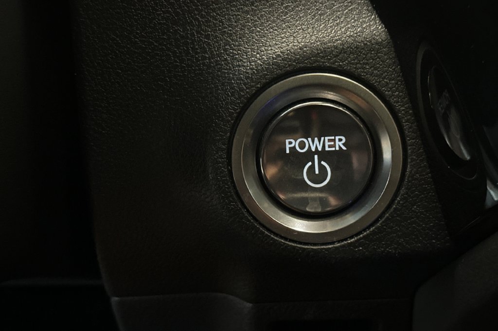 Certified 2025 Lexus ES 300h w/ Premium Package FWD image 21