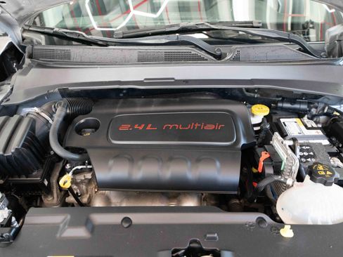 Used 2022 Jeep Compass Latitude image 31