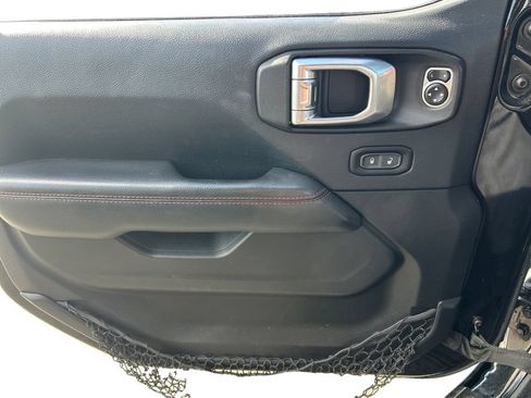 Used 2018 Jeep Wrangler Unlimited Rubicon w/ Steel Bumper Group AWD/4WD image 18