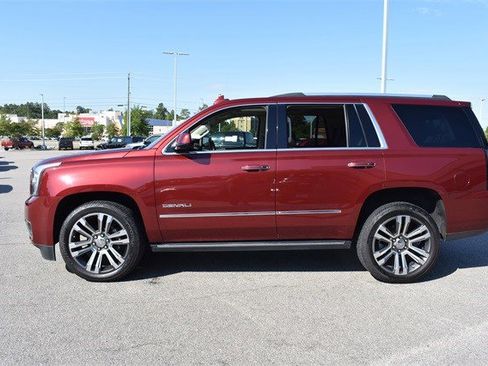 Used 2019 GMC Yukon Denali w/ Denali Ultimate Package image 6