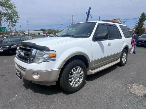 Used 2010 Ford Expedition Eddie Bauer AWD/4WD image 2