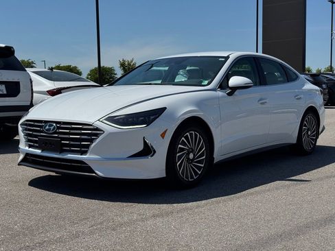 Certified 2023 Hyundai Sonata SEL w/ Cargo Package FWD image 8