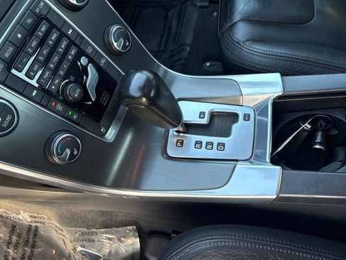 Used 2012 Volvo S60 T5 w/ Climate Pkg image 24