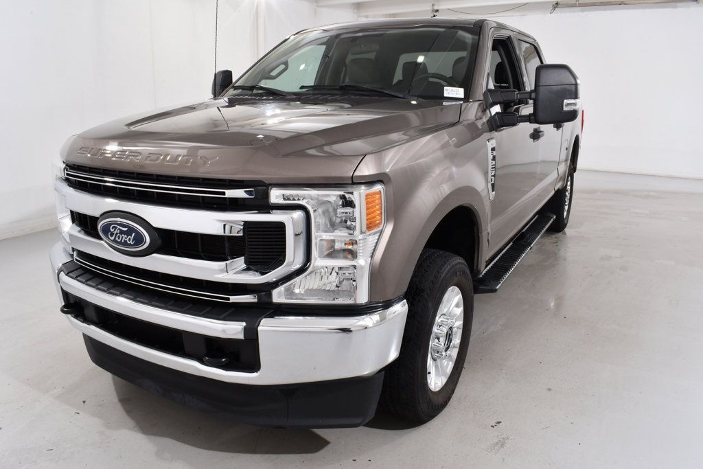 Used 2022 Ford F250 XLT AWD/4WD image 2