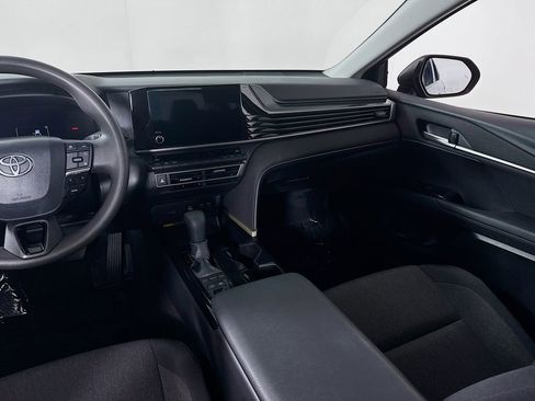 Certified 2025 Toyota Camry LE image 21