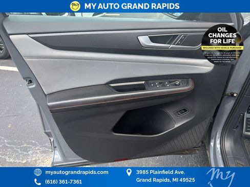 Used 2024 Volkswagen Atlas Peak Edition SEL AWD/4WD image 10