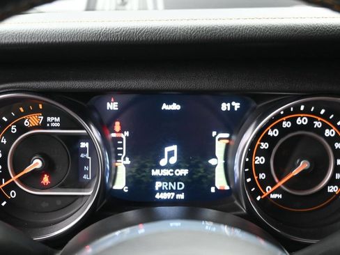 Used 2021 Jeep Wrangler Unlimited Sahara AWD/4WD image 14