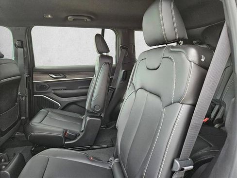 New 2026 Jeep Grand Cherokee L Limited RWD image 16