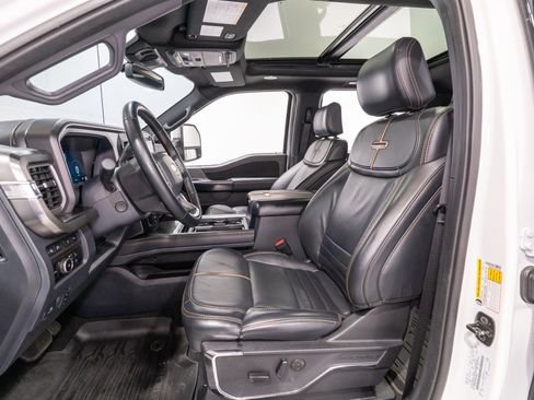 Used 2024 Ford F250 Platinum AWD/4WD image 20