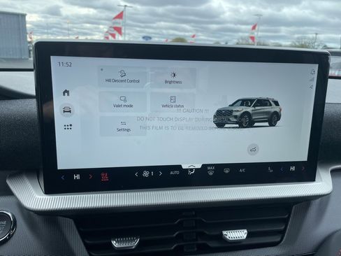 New 2026 Ford Explorer ST-Line w/ ST-Line Street Pack image 18