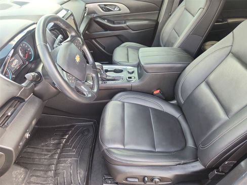 Used 2023 Chevrolet Traverse LT w/ LT Premium Package AWD/4WD image 20
