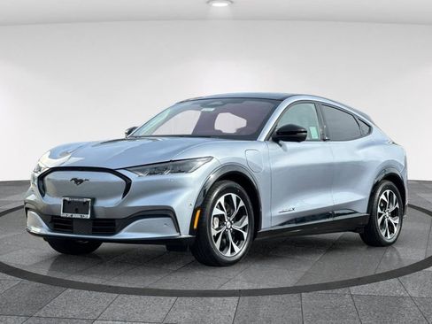 Certified 2022 Ford Mustang Mach-E Premium image 10