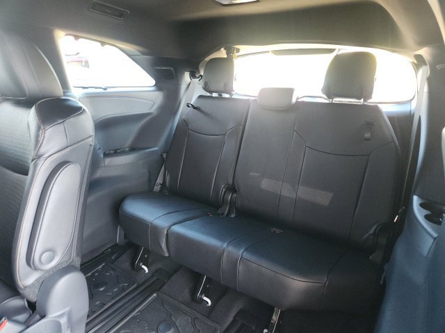 New 2026 Toyota Sienna XLE Woodland Edition AWD/4WD image 23
