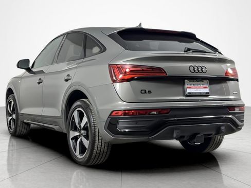 Used 2023 Audi Q5 2.0T Premium Plus w/ Premium Plus Package AWD/4WD image 3