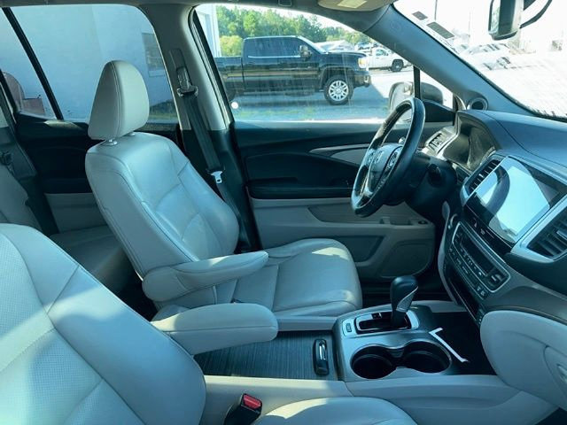 Used 2019 Honda Ridgeline RTL-T image 9