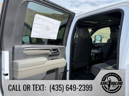 New 2026 Chevrolet Silverado 2500 ZR2 image 29