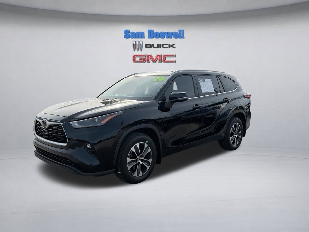 Used 2024 Toyota Highlander XLE FWD image 5