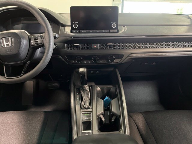 Used 2023 Honda Accord EX image 21