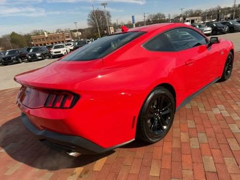 Used 2025 Ford Mustang GT image 9